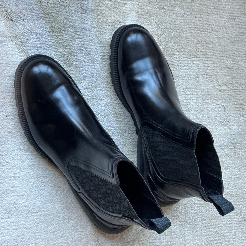 Dior Chelsea boots
